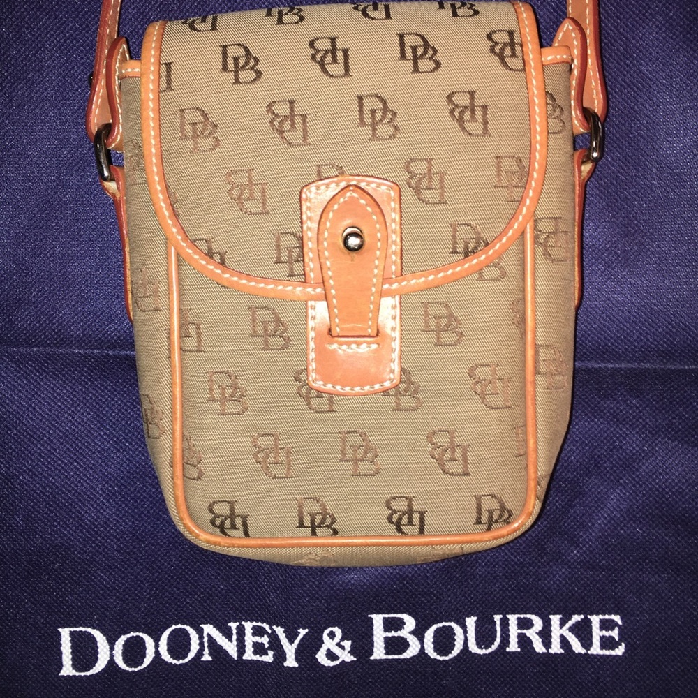 Dooney and Burke’s signature Binocular Bag